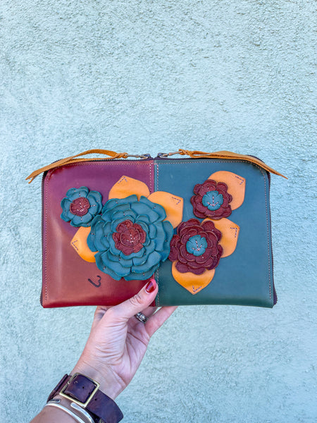 1/2 Cut Mini Pocketbook