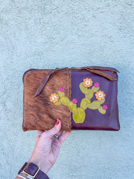 1/2 Cut Mini Pocketbook